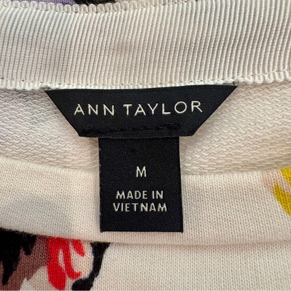 Ann Taylor Multicolor Floral Long Sleeve Pullover Top Size Medium - Picture 5 of 6